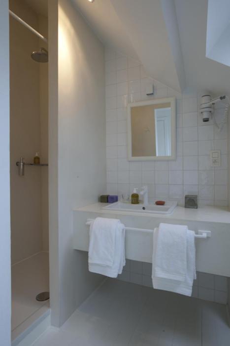 La Maison Haute Guesthouse Брюссель Номер фото